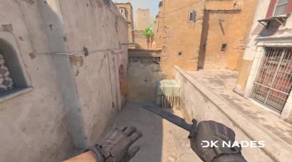 Mid doors smoke from T spawn